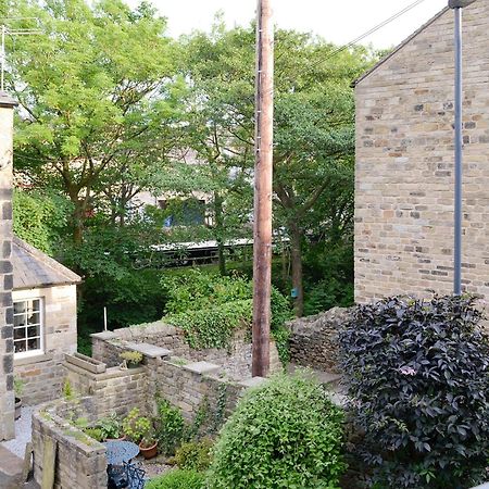 Back O The Beck Villa Skipton Exterior photo